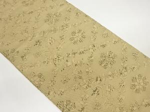 綴れ襷に花々模様織出し名古屋帯